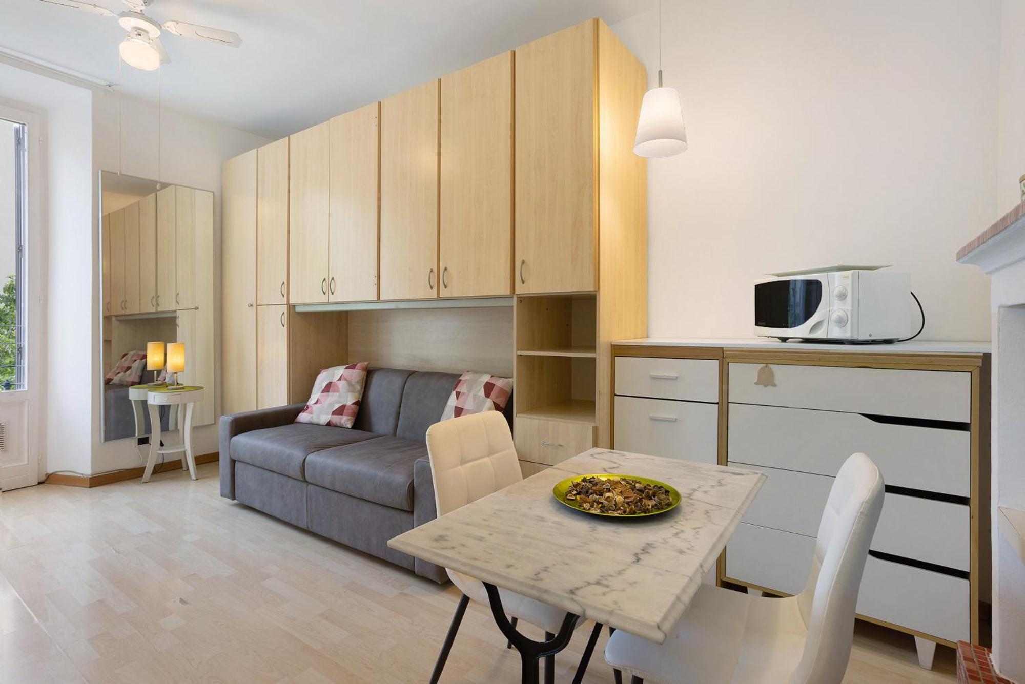Comfort Apartment - Duomo, San Siro Milan Bagian luar foto
