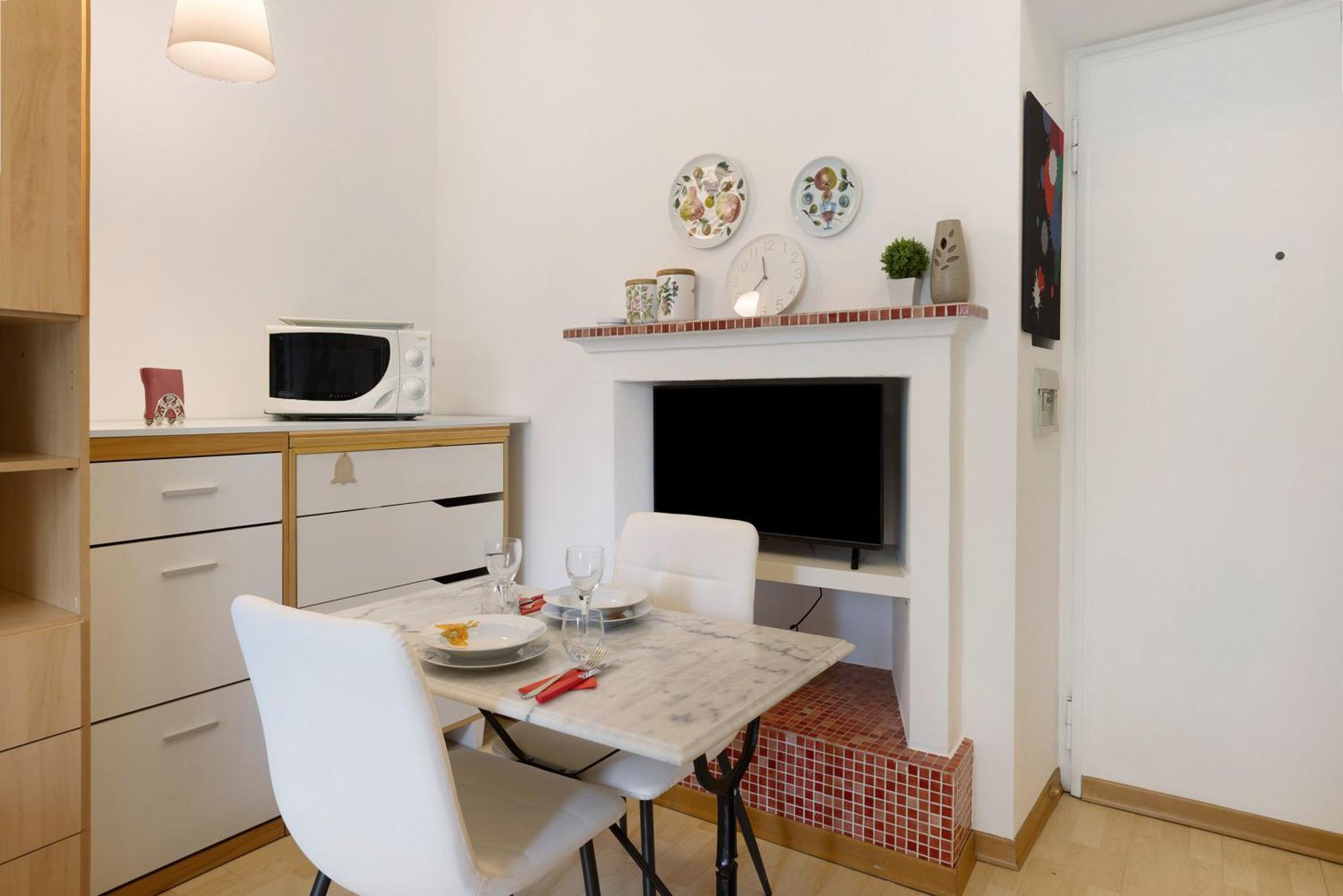 Comfort Apartment - Duomo, San Siro Milan Bagian luar foto