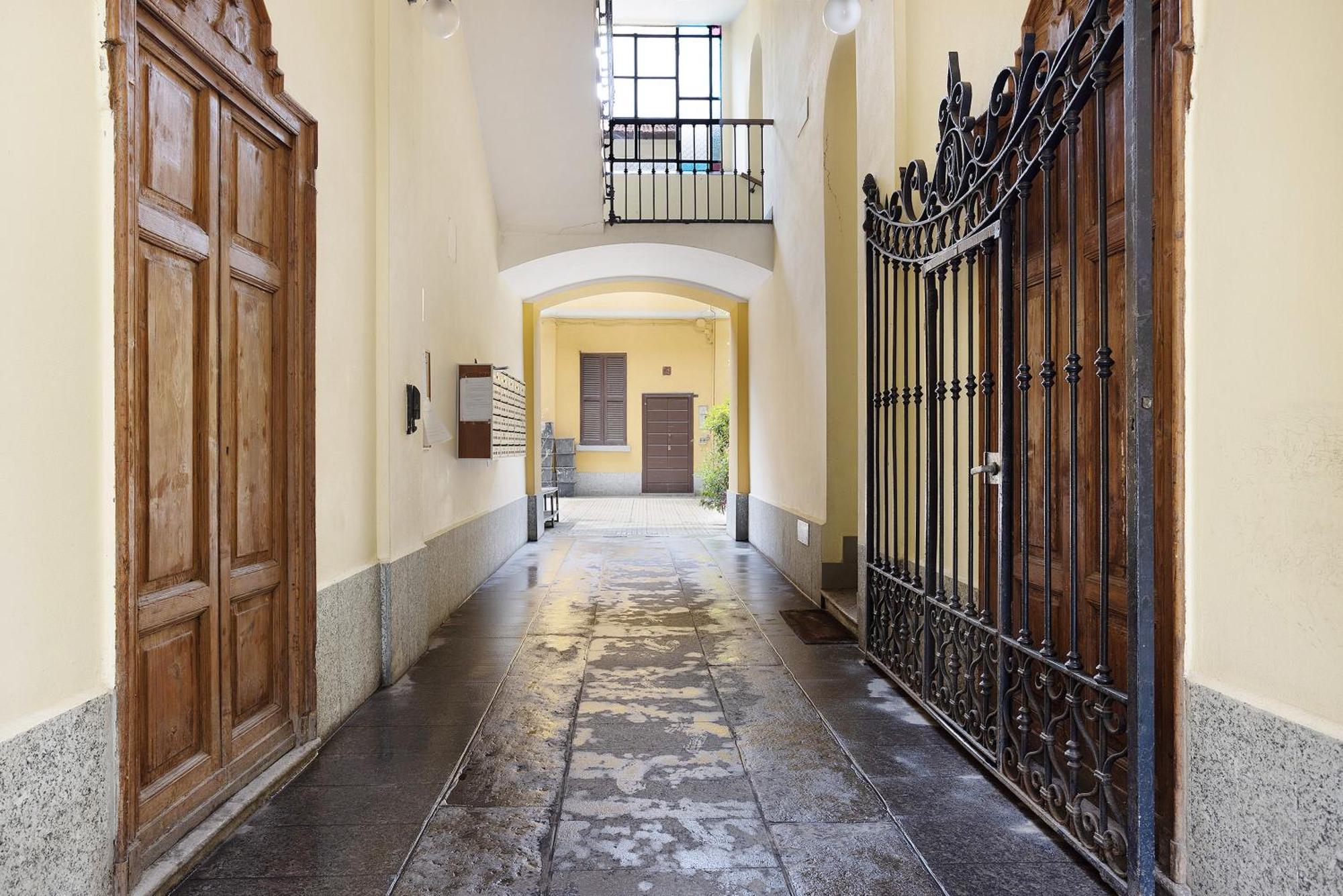 Comfort Apartment - Duomo, San Siro Milan Bagian luar foto